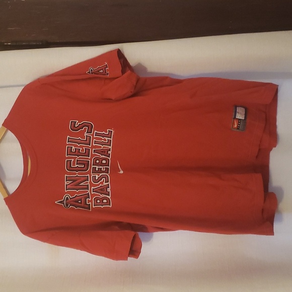 ANGELS Nike Standard Fit red short sleeved t-shirt size 2XL GUC - Picture 1 of 10